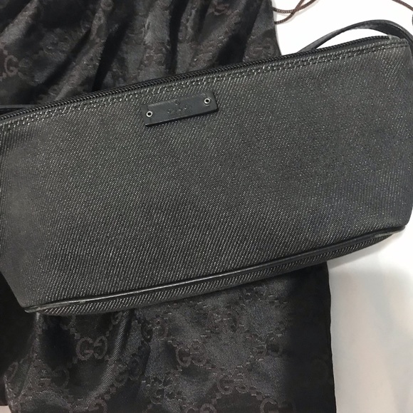 SOLD Gucci Pochette Vintage - Picture 2 of 6